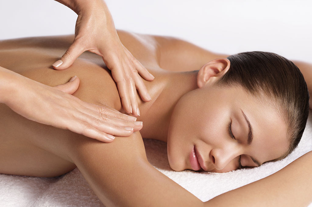 Understanding the Health Benefits offered by Massage
